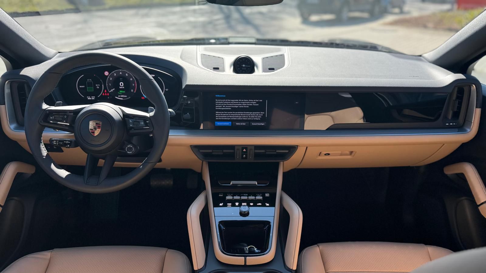 Porsche Cayenne Hybrid Coupe thumbnail 4