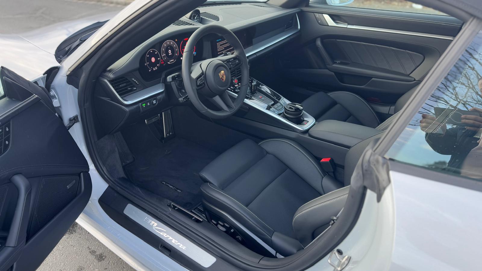 Porsche 911 Carrera Cabrio thumbnail 8