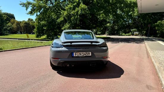 Porsche 718 Cayman 4.0 GTS thumbnail 3