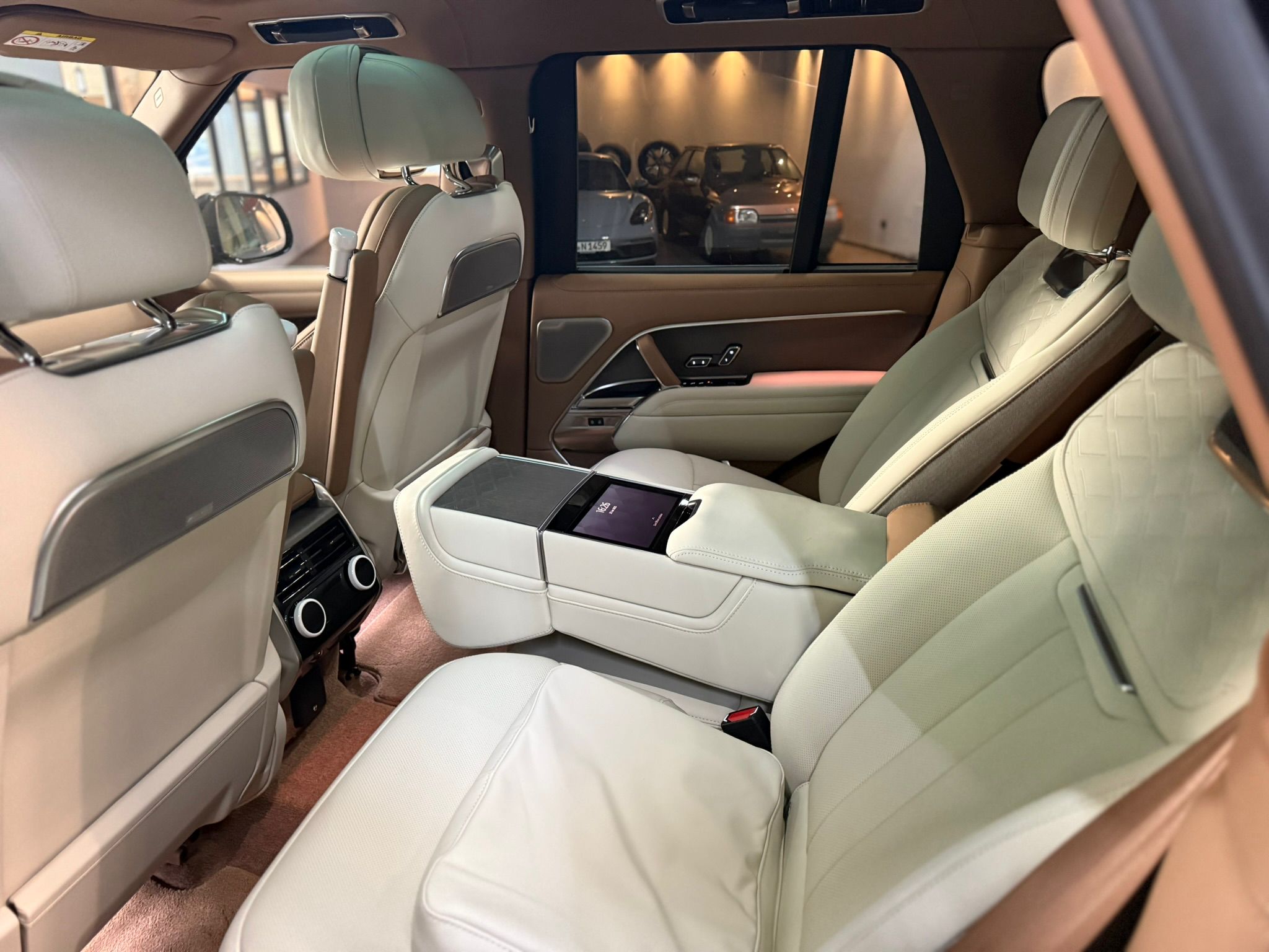 Rang Rover P615 Autobiography thumbnail 5