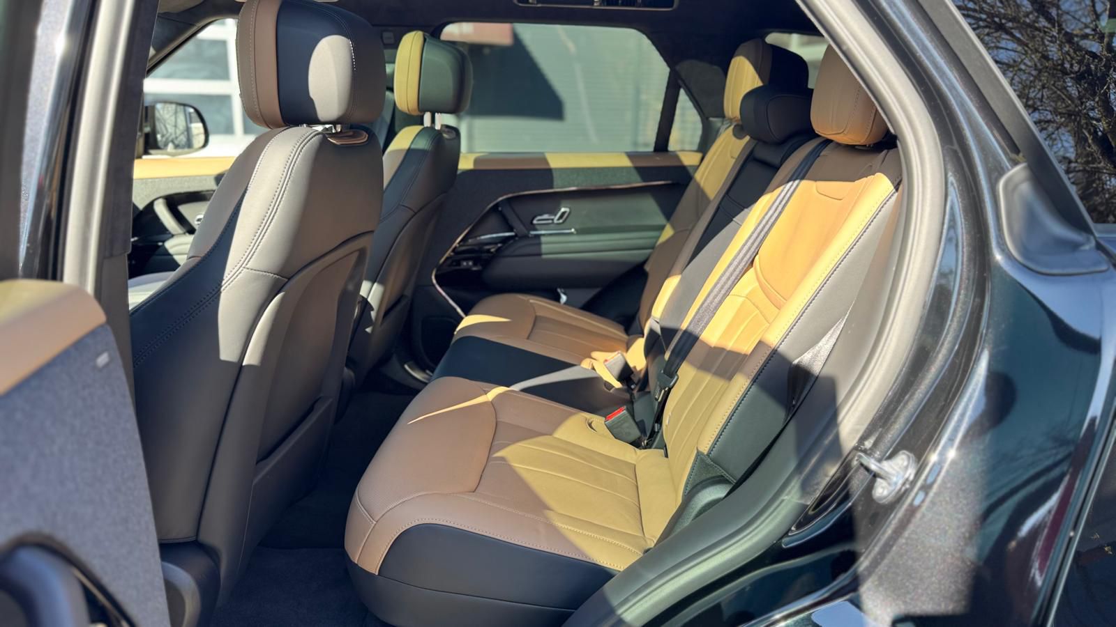 Rang Rover Sport D350 Autobiography thumbnail 8